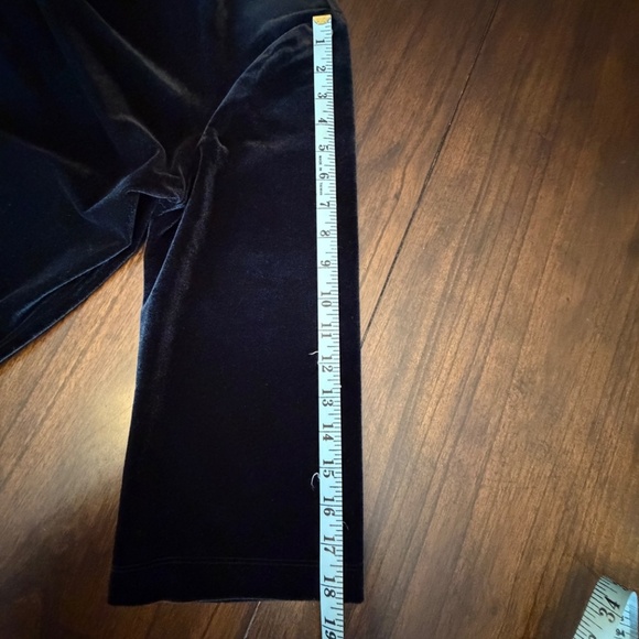 Easywear by Chicos Black Velvet Tunic with sheer hem, Size Large, (2) in Chico's - Picture 10 of 12